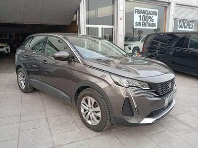 Usado Peugeot 3008 Active 130 CV (95 kW) 2021 Gris SUV