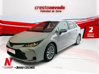 Usado Toyota Corolla Active 125 CV (91 kW) 2022 Blanco Berlina
