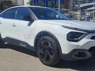 Usado Citroën C4 Shine 130 CV (95 kW) 2021 Blanco Berlina
