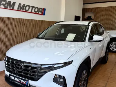 Usado Hyundai Tucson 136 CV (100 kW) 2022 Blanco SUV