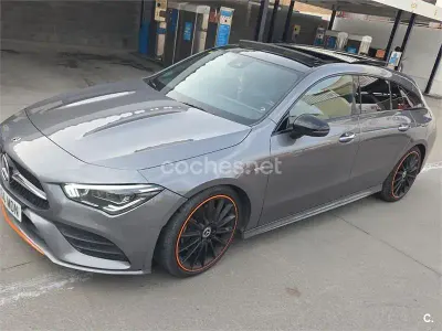 Usado Mercedes CLA220 Shooting Brake 190 CV (139 kW) 2020 Gris / plata Familiar