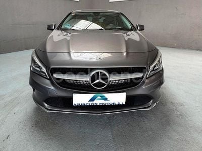 Mercedes CLA200