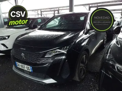 Usado Peugeot 3008 Allure 136 CV (100 kW) 2024 Negro SUV