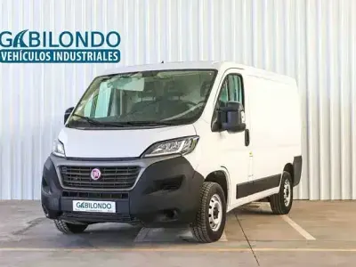 Usado Fiat Ducato 118 CV (86 kW) 2021 Blanco Van