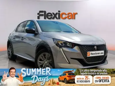 Usado Peugeot e-208 Allure 100 kW (136 CV) 2023 Gris Utilitario