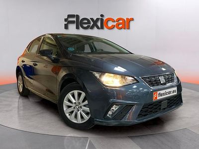 Usado Seat Ibiza Reference 80 CV (58 kW) 2019 Gris Utilitario