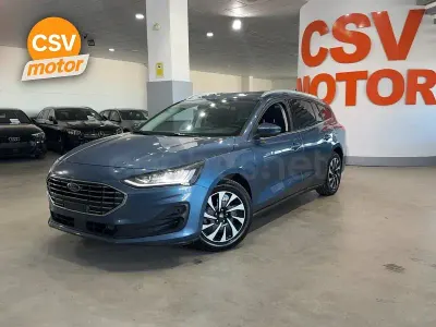 Usado Ford Focus Active X 125 CV (91 kW) 2024 Gris / plata Utilitario