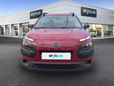 Usado Citroën C4 Feel 82 CV (60 kW) 2016 Rojo Berlina