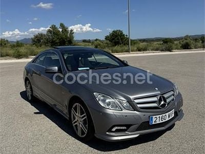 Usado Mercedes E250 204 CV (150 kW) 2011 Gris / plata Coupe
