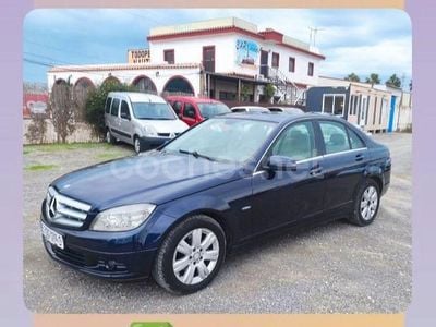 Usado Mercedes C200 Avantgarde 136 CV (100 kW) 2010 Azul Berlina