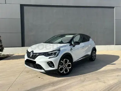 Usado Renault Captur Techno 145 CV (106 kW) 2022 Blanco SUV