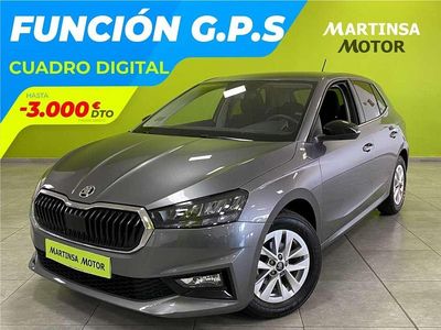 Gris Usado 2025 Skoda Fabia Selection Utilitario | 16.300 € (Precio justo)