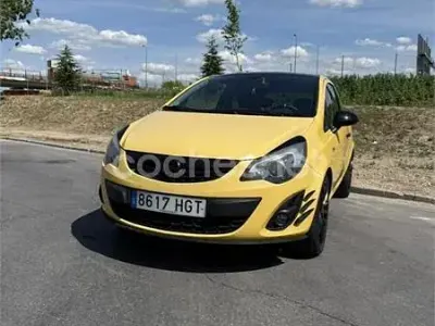 Usado Opel Corsa Color Edition 95 CV (69 kW) 2011 Amarillo Utilitario