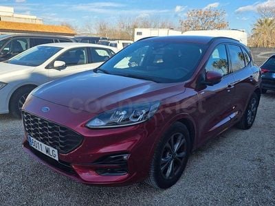 Usado Ford Kuga ST-Line 120 CV (88 kW) 2023 Granate SUV