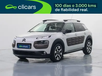 Usado Citroën C4 Cactus PureTech 110 CV (80 kW) 2017 Gris Utilitario