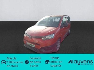 Używany Toyota Proace Verso Active 131 KM (96 kW) 2023 Czerwony Kombi