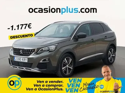 Usado Peugeot 3008 Allure 131 CV (96 kW) 2018 Verde SUV
