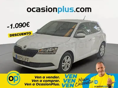 Usado Skoda Fabia Ambition 60 CV (44 kW) 2020 Blanco Utilitario