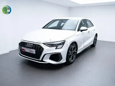 Usado Audi A3 150 CV (110 kW) 2022 Blanco Berlina