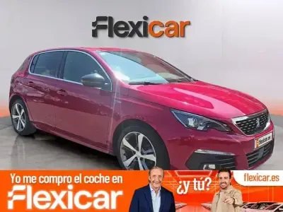 Usado Peugeot 308 GT-line 130 CV (95 kW) 2019 Rojo Berlina