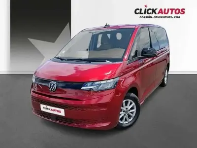 Usado VW Multivan 150 CV (110 kW) 2024 Rojo Monovolumen
