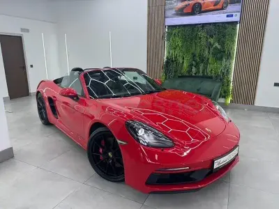 Usado Porsche 718 400 CV (294 kW) 2024 Rojo Descapotable