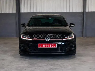 Usado VW Golf VII R 300 CV (220 kW) 2020 Negro Familiar