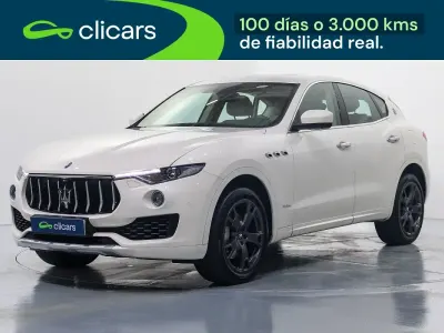 Usado Maserati Levante GranLusso 430 CV (316 kW) 2017 Blanco SUV