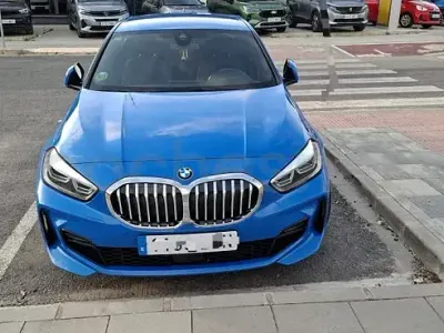 Usado BMW 116 Executive 116 CV (85 kW) 2022 Azul Utilitario