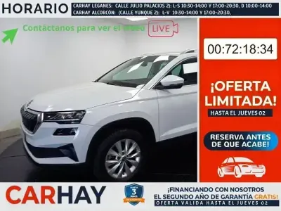 Usado Skoda Karoq Ambition 150 CV (110 kW) 2022 Blanco SUV