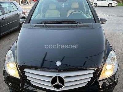 Mercedes B180