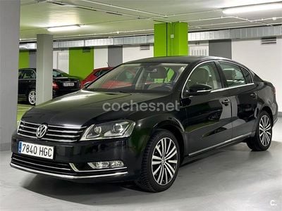 Usado VW Passat Highline 140 CV (102 kW) 2011 Negro Berlina