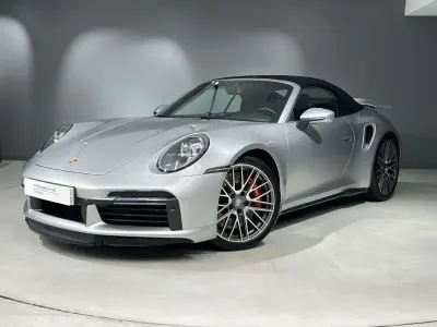 Usado Porsche 992 581 CV (427 kW) 2022 Plateado Descapotable