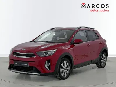 Usado Kia Stonic 84 CV (61 kW) 2021 SUV