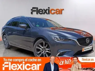 Usado Mazda 6 Luxury 150 CV (110 kW) 2016 Gris / plata Familiar
