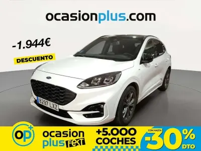 Usado Ford Kuga ST-Line 226 CV (166 kW) 2022 Blanco SUV