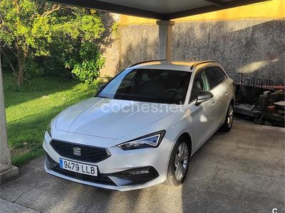 Usado Seat Leon FR 150 CV (110 kW) 2020 Blanco Familiar