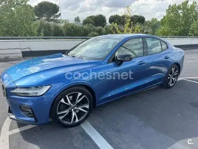 Usado Volvo S60 197 CV (144 kW) 2021 Azul Berlina