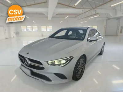 Usado Mercedes CLA200 Shooting Brake 150 CV (110 kW) 2023 Blanco Familiar