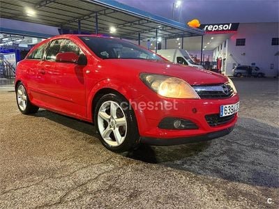 Rojo Usado 2006 Opel Astra GTC Sport Berlina | 1700 € (Super precio)