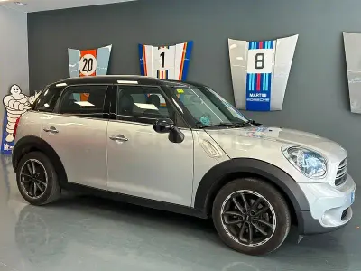 Usado Mini Cooper D Countryman 112 CV (82 kW) 2015 Gris / plata SUV
