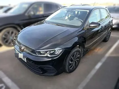 Usado VW Polo Life 95 CV (69 kW) 2021 Negro Utilitario