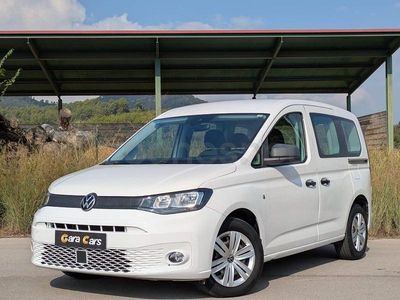 Usado VW Caddy 102 CV (75 kW) 2021 Blanco Monovolumen
