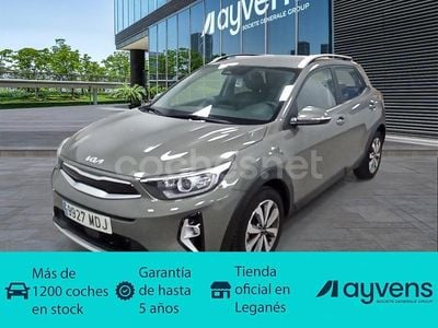 Gris / plata Usado 2023 Kia Stonic SUV | 16.400 € (Buen precio)