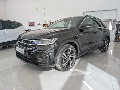 Usado VW T-Roc R-line 150 CV (110 kW) 2022 Negro SUV