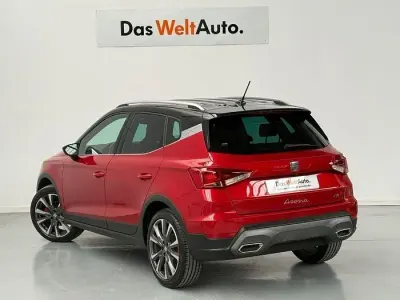 Usado Seat Arona FR 115 CV (84 kW) 2025 Rojo SUV