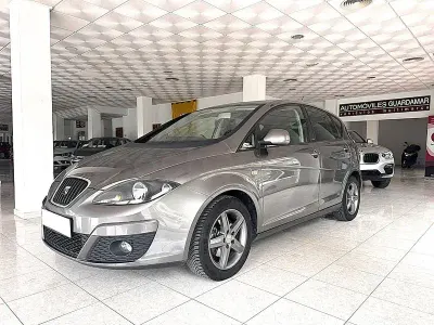 Occasion Seat Altea I-Tech 105 PK (77 kW) 2014 Grijs MPV