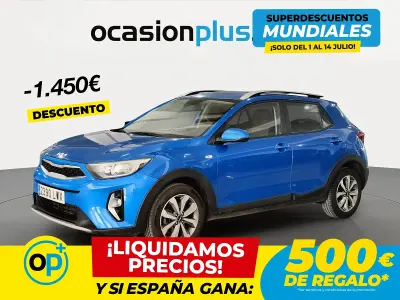 Usado Kia Stonic 100 CV (73 kW) 2022 Azul SUV