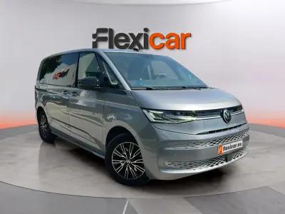 Usado VW Multivan Life 218 CV (160 kW) 2022 Gris Monovolumen