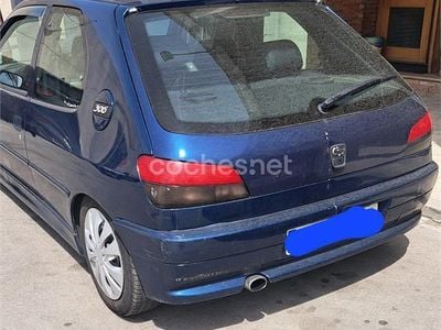 Usado Peugeot 306 90 CV (66 kW) 2001 Azul Berlina